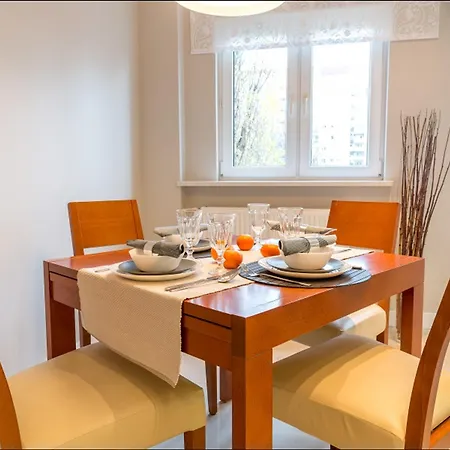 Apartment Chmielna Cental Station P&o Serviced